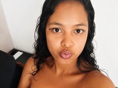 AmeliaHot