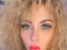 GoldenGoddess44