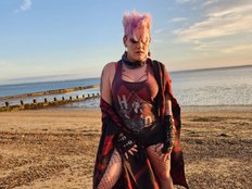 Pinkthehawk