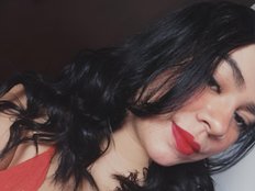 Emely18